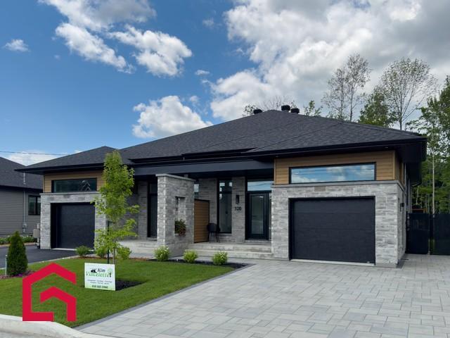 271 Mont-Rougemont — photo 1