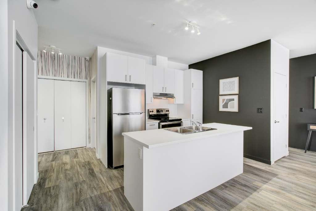 Appartement logement Condo 5 ½ Piscine Gym–Châteauguay 5