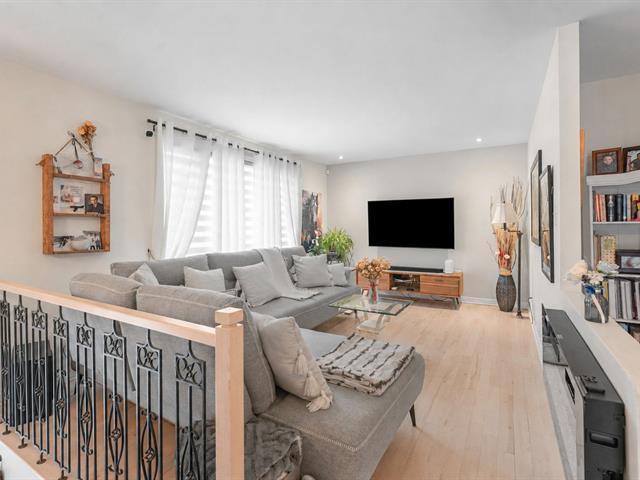 8749Z 8751Z Rue Martel — photo 3