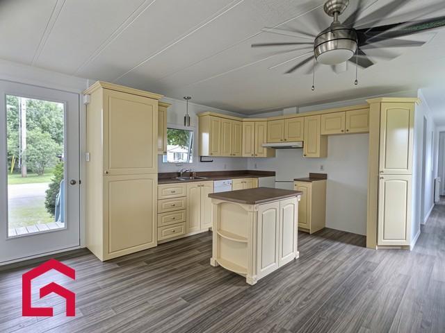 2175 Av. Rousseau — photo 3