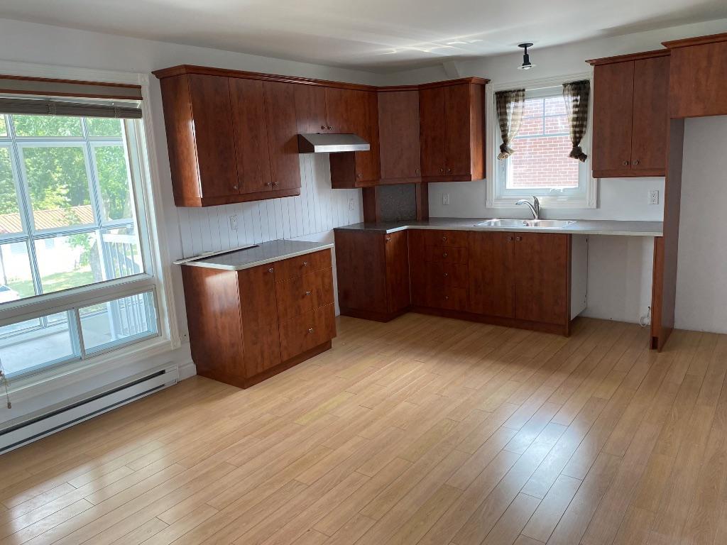 Sorel-Tracy Superbe logement 5 1/2- Garage disponible — photo 3