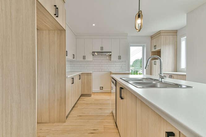 439 Rue Bellevue — photo 3