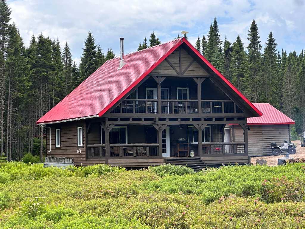 Chalet ZEC chapeau-de-paille — photo 1