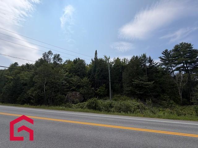 Terrain — photo 1