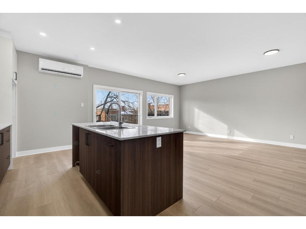 10472 Avenue Audoin — photo 2