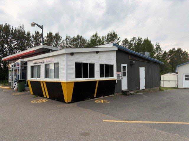 1590 Boul. Auger E. — photo 2
