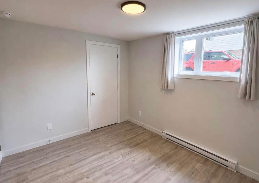 Beau 4 1/2 - 237 rue Champlain app #3 5
