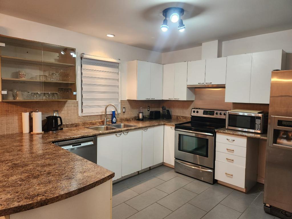 11-1/2 À Louer à Laval-Chomedey — photo 3