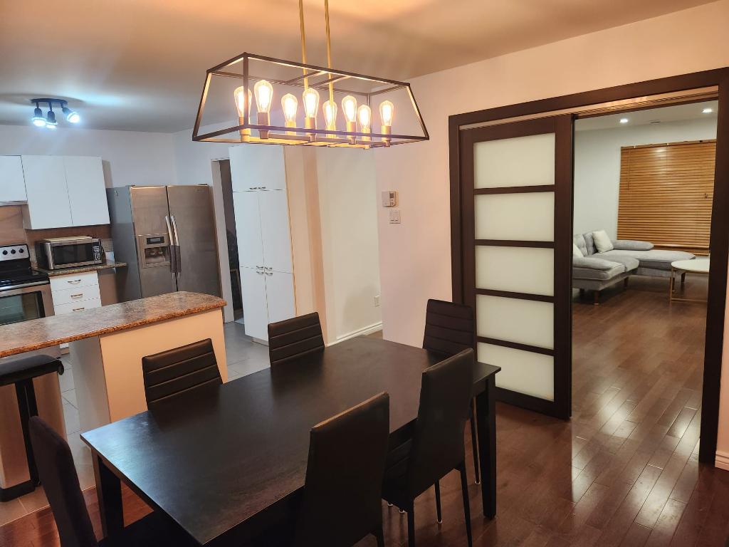 11-1/2 À Louer à Laval-Chomedey — photo 2