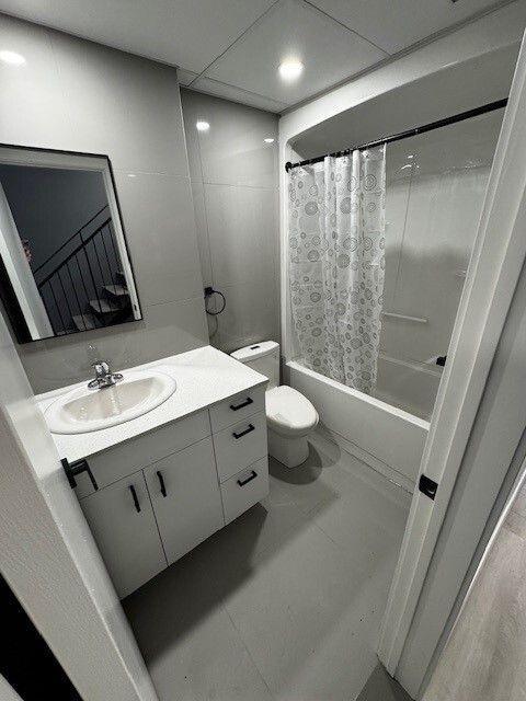 3518 Rue Durocher — photo 3