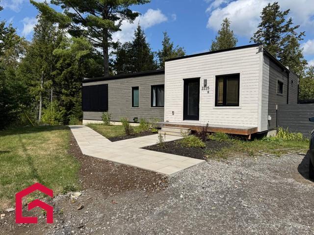 2227 Rue du Portail — photo 1