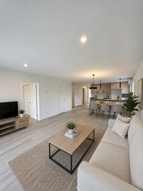 255 Rue Brock — photo 3