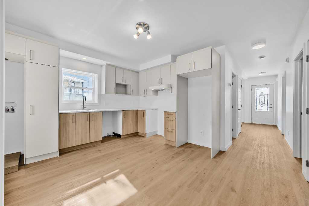 139 Rue Saint Hubert — photo 1
