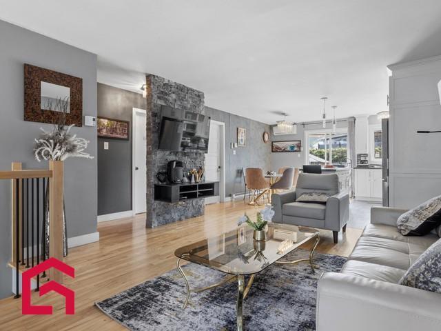 2745 Rue de l'Hortensia — photo 2