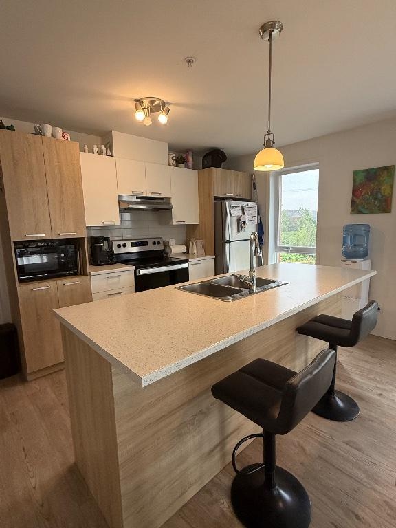 2715 Avenue de la Gare — photo 1