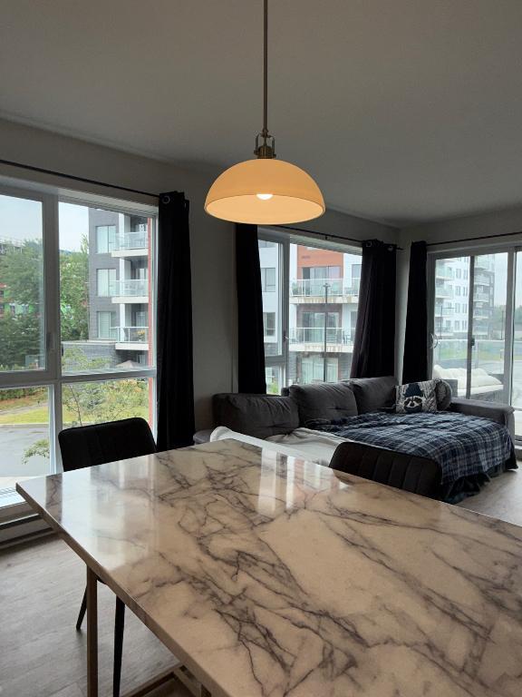 2715 Avenue de la Gare — photo 2