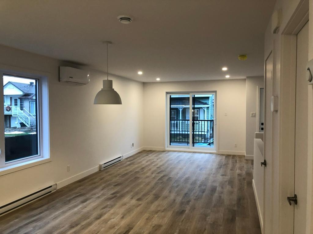 82 Rue St-Hilaire Charlemagne — photo 2
