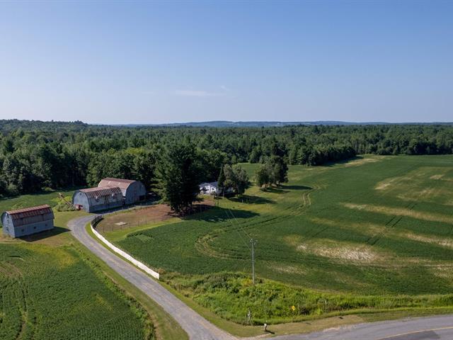 1075Z Rg Therrien — photo 1