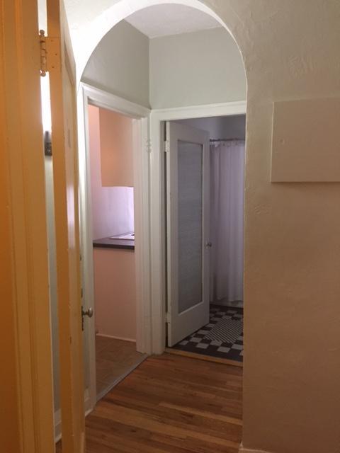 4982 Queen Mary Road — photo 2
