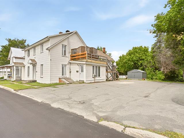 2403 2407 1re Avenue — photo 3