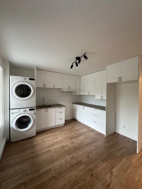 2601 Rue Joliette — photo 1