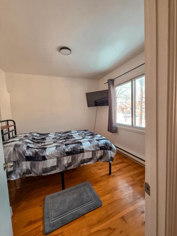 38 Rue Montcalm — photo 2