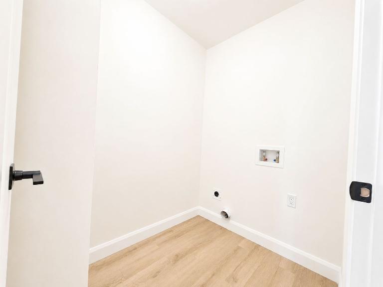 2 CH - 1 SDB - Longueuil - $1,650 /mo 5