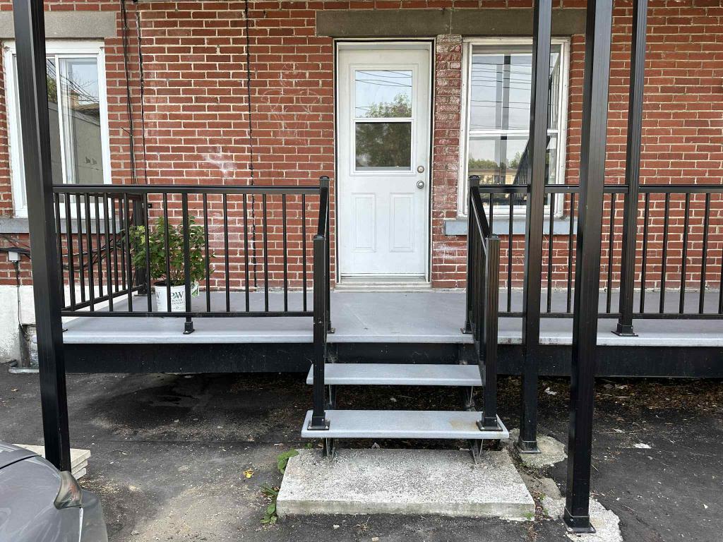 10151 Bd Saint-Michel — photo 3
