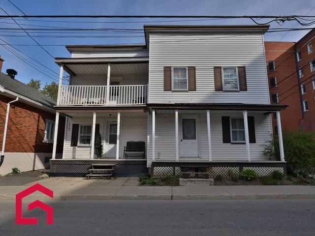 1900Z 1910Z Rue Brébeuf — photo 2