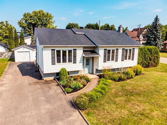 1257 Rue Napoléon-Therrien — photo 1