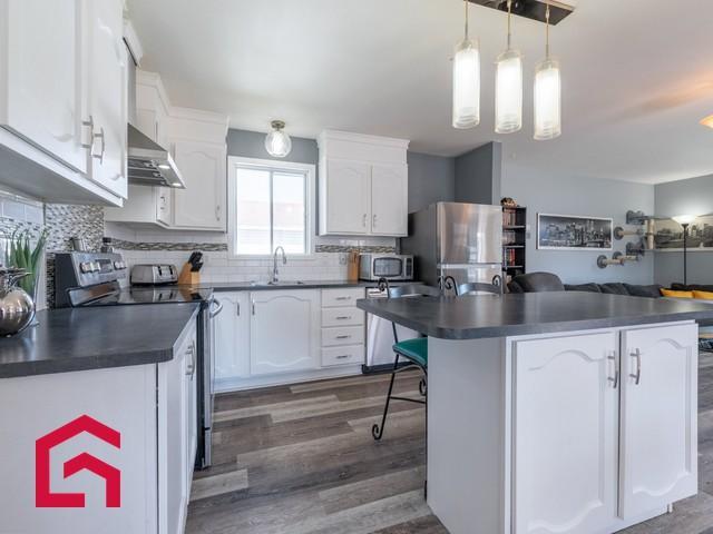 3400 Rue des Épinettes — photo 1