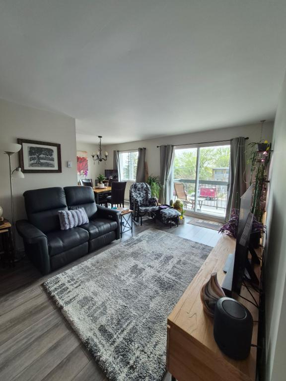 1355 BOULEVARD DE LA CONCORDE OUEST — photo 2