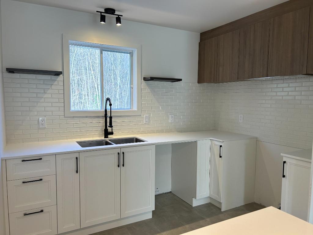 114 Rue de Laviolette — photo 2