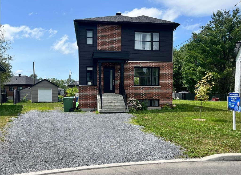 31 Rue des Mésanges, Bedford, QC, Canada — photo 1