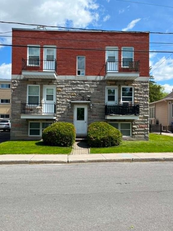 865 Rue Saint-Jean — photo 1