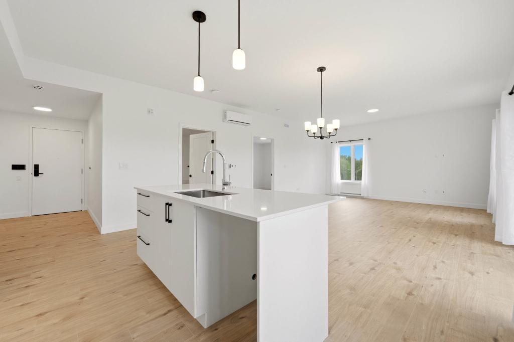 APPARTEMENT 4 1/2 À LOUER SHERBROOKE | QUARTIER ÉQUESTRE | 1ER JUIN 2027! 2