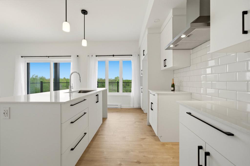 APPARTEMENT 4 1/2 À LOUER SHERBROOKE | QUARTIER ÉQUESTRE | 1ER JUIN 2027! 3