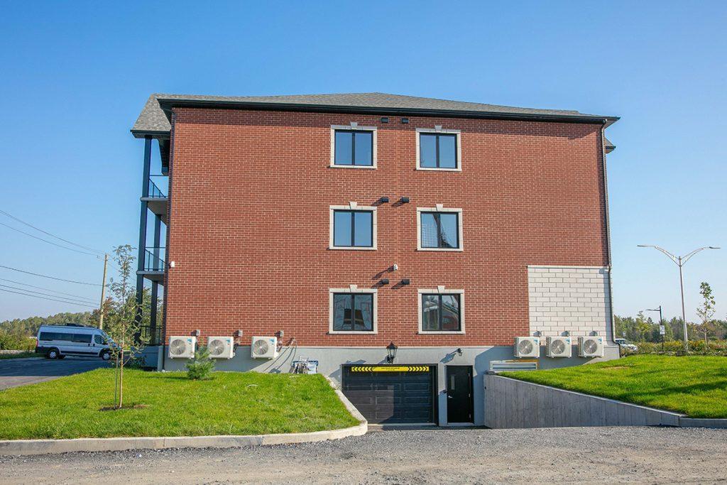 CONDO LOCATIF 41/2 À LOUER | QUARTIER ÉQUESTRE SHERBROOKE 4