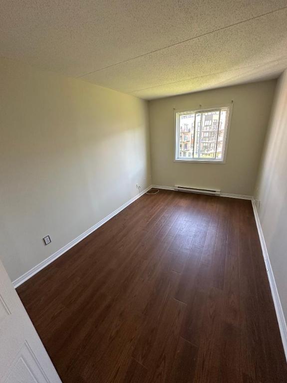 2 CH - 1 SDB - Gatineau - $1,895 /mo 5