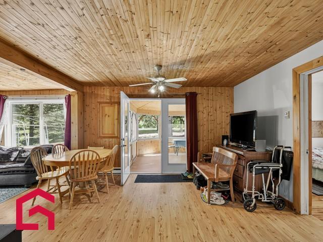 7031 Ch. Desrochers — photo 3