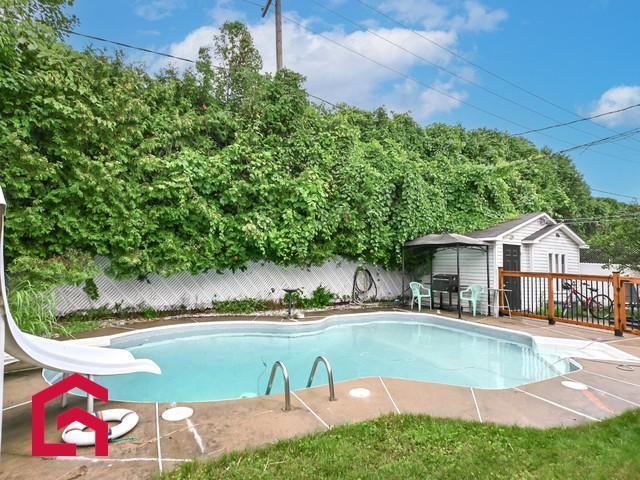 701 Rue Rabelais — photo 2