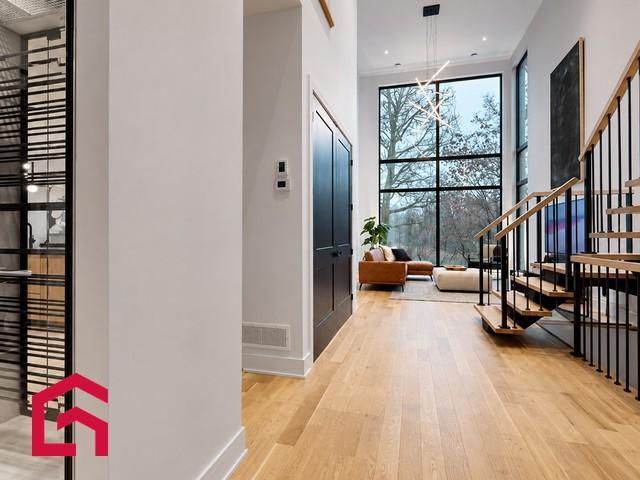 1187 Rue Jeanne-d'Arc — photo 3