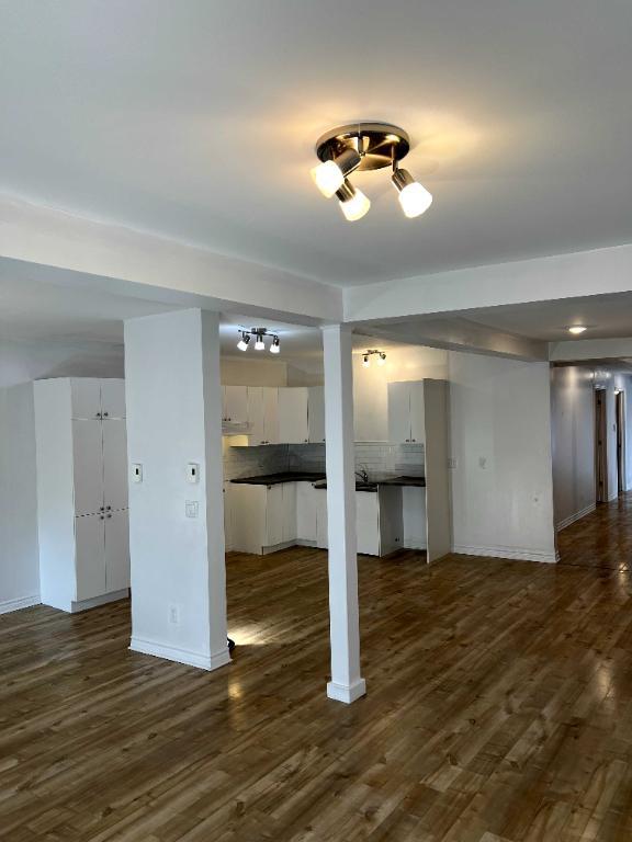 2340 Avenue Raymond — photo 1