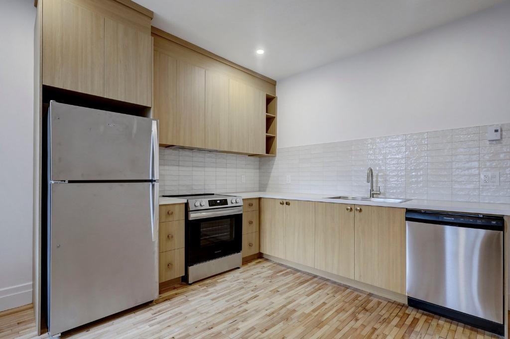 908 Rue Osborne — photo 3