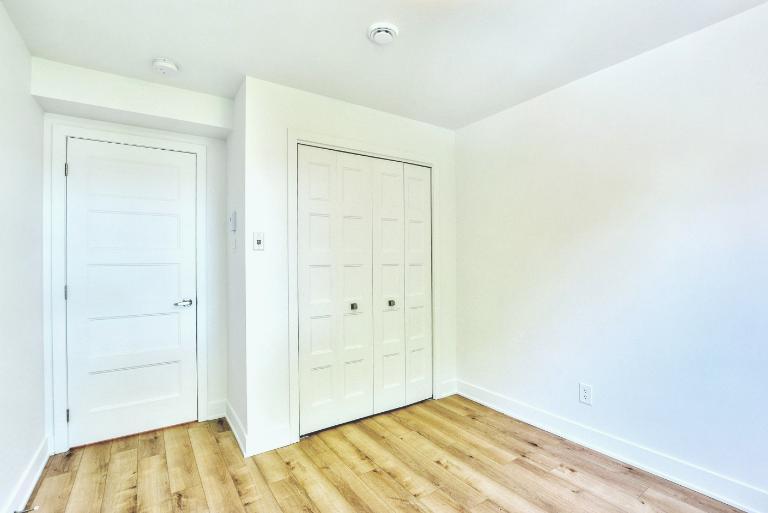 4 1/2 À LOUER-SAINT-JACQUES-APPARTEMENT À LOUER 5