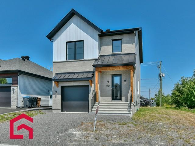 3245 Rue Laurin — photo 1