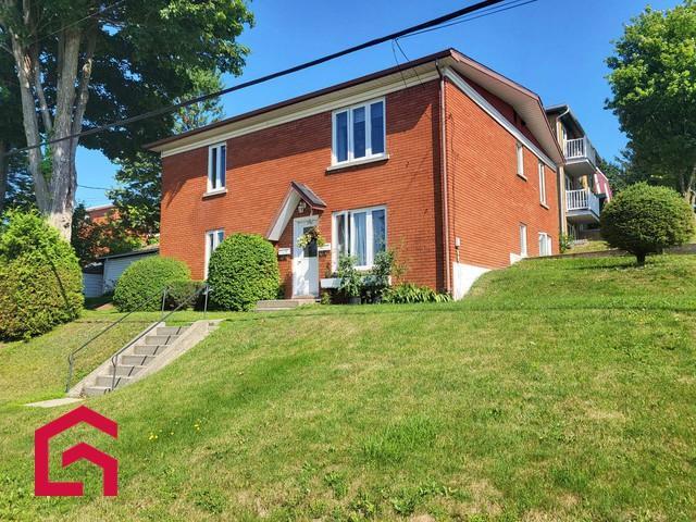 2465 Rue Maisonneuve — photo 1