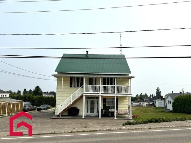 537 539 Rue St-Laurent — photo 1