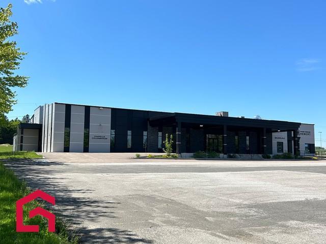 305 Rue Tanguay — photo 1