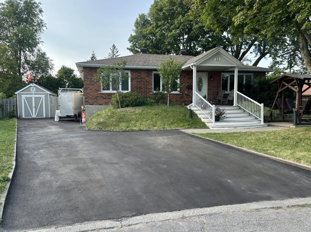 31 Rue Circle Park, Châteauguay, QC, Canada — photo 1